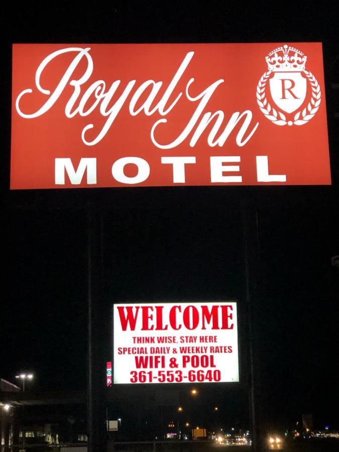 Royal Inn ポートラバカ エクステリア 写真